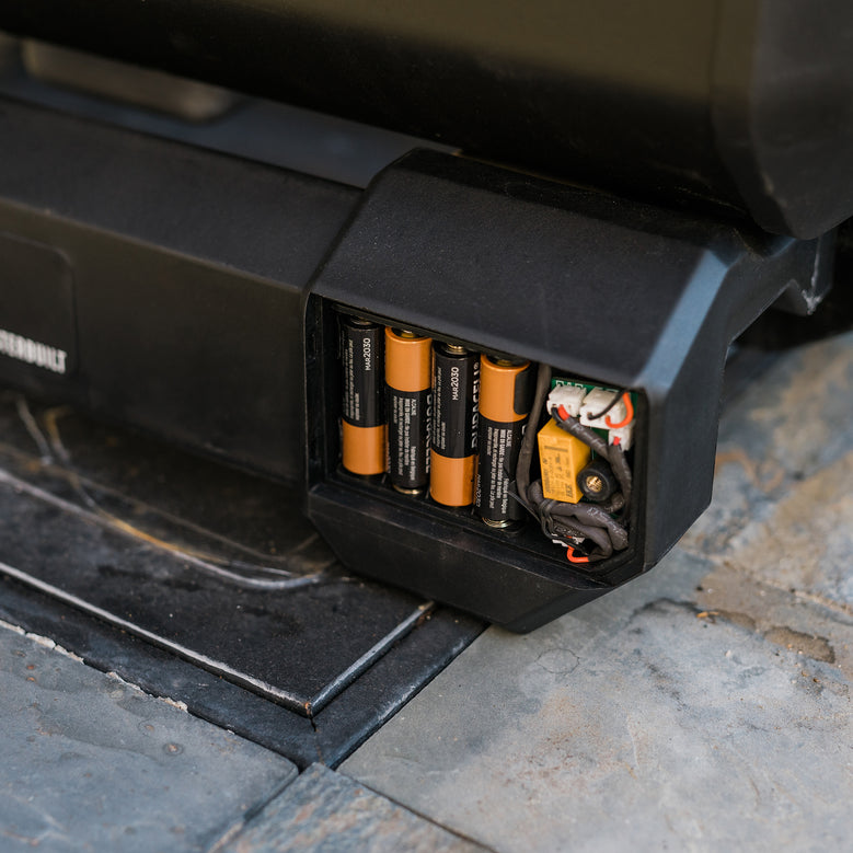 Masterbuilt Portable Charcoal BBQ and Smoker