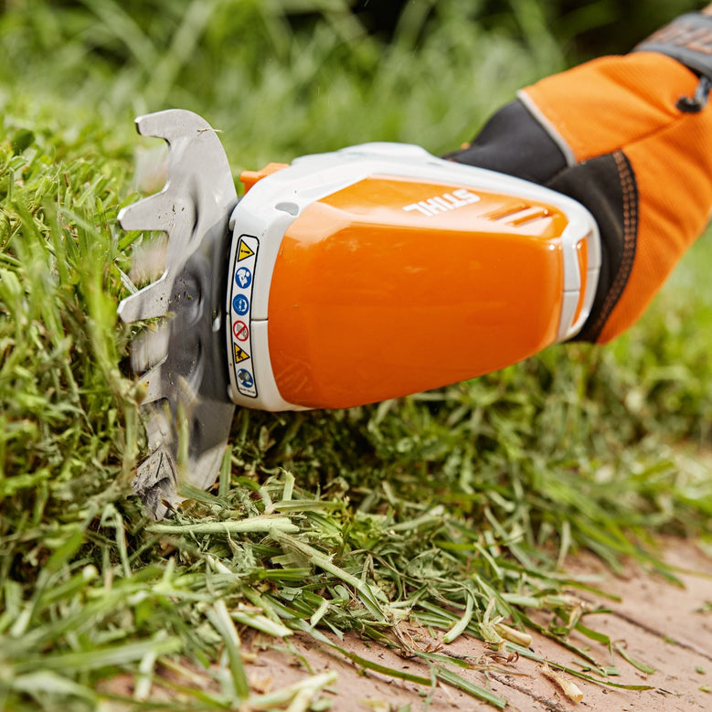Stihl HSA26 Battery Garden Shears Set